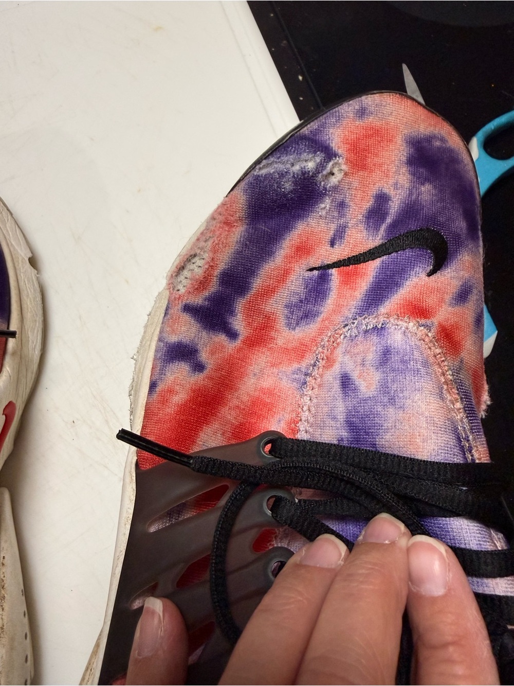 Nike Men’s 13 Tie-Dye Red & Purple Athletic Shoes - Picture 6 of 14